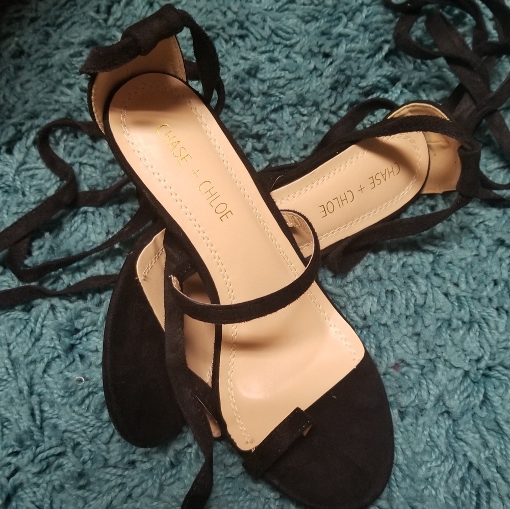 Toe ring heels